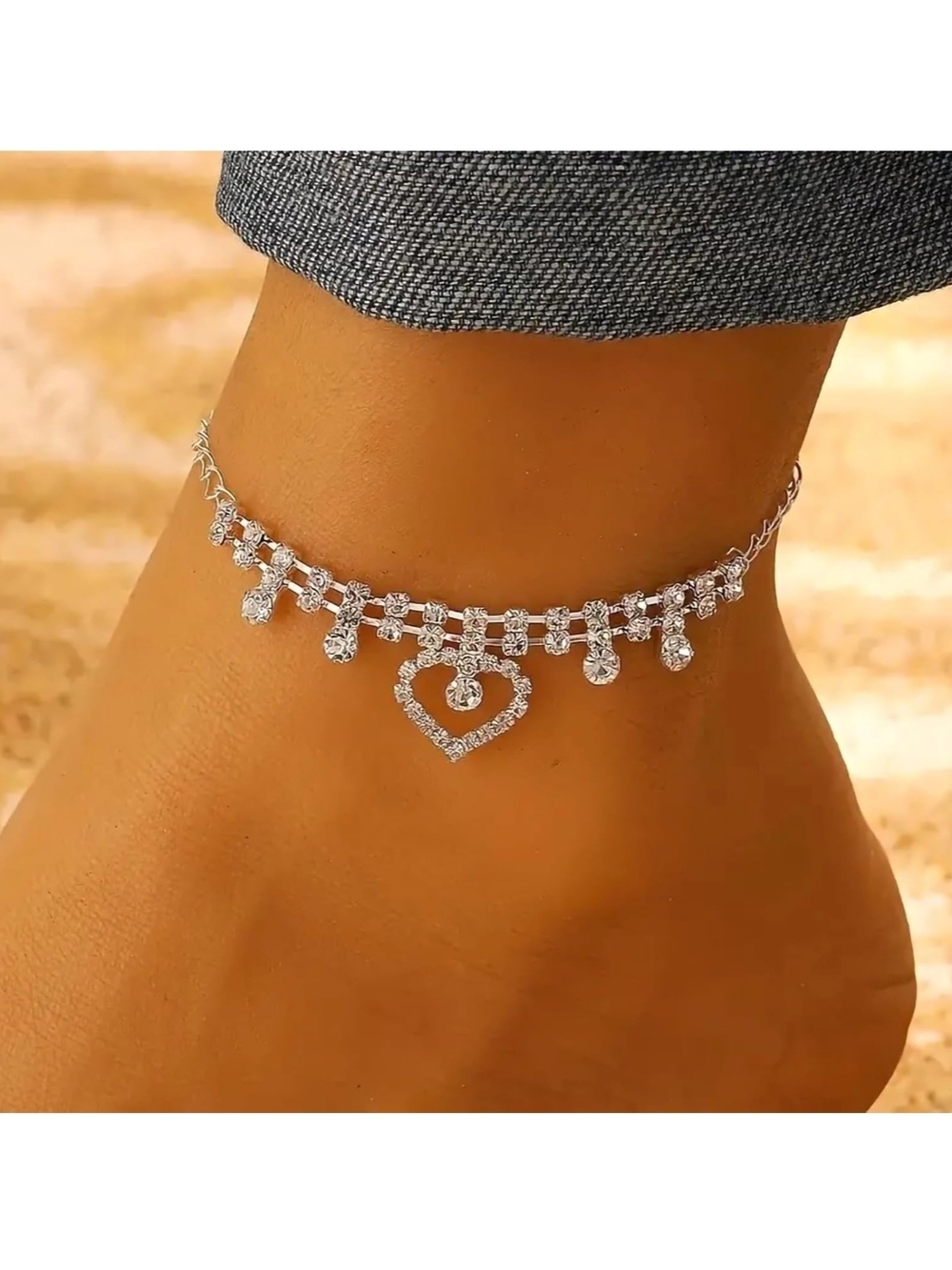Rhinestone Heart Charm Anklet - Silver